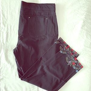 89th and Madison pants navy 18W